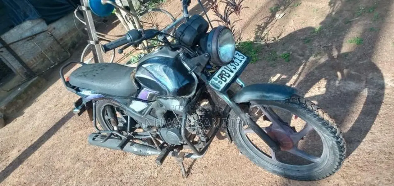 Mahindra Centuro arro 2014