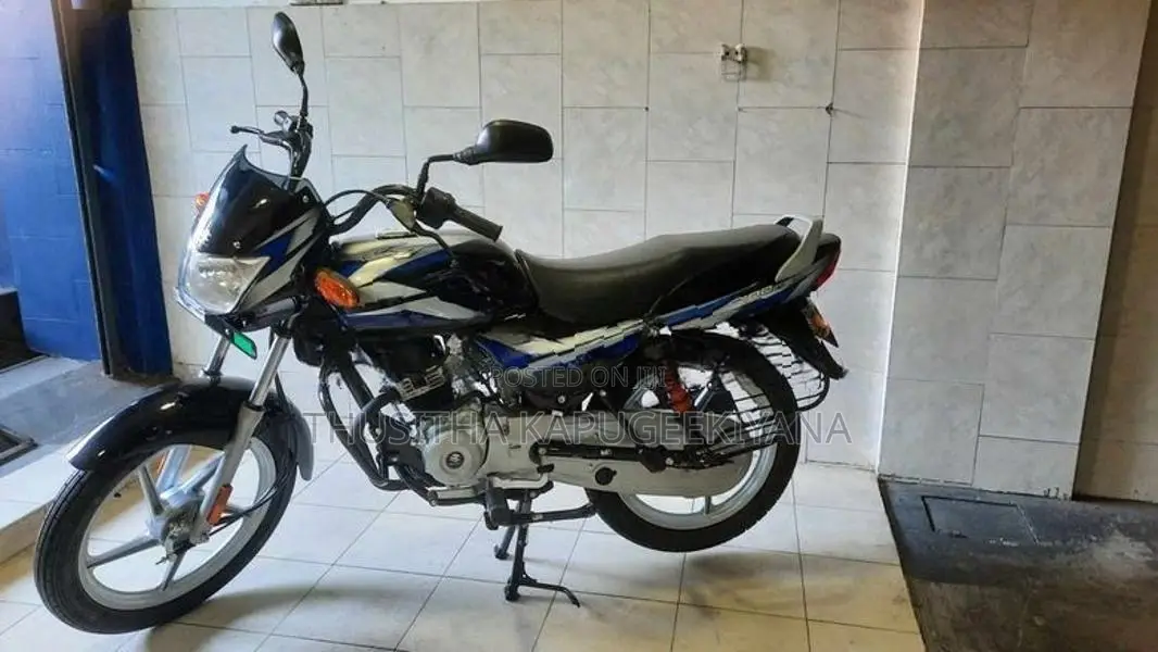 Bajaj CT100 Blue 2026