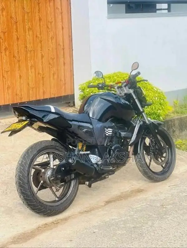 Yamaha FZS V1 FZ 2013