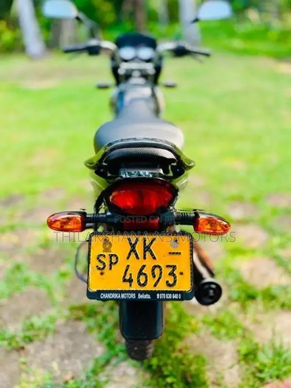 Bajaj Platina 100 2012