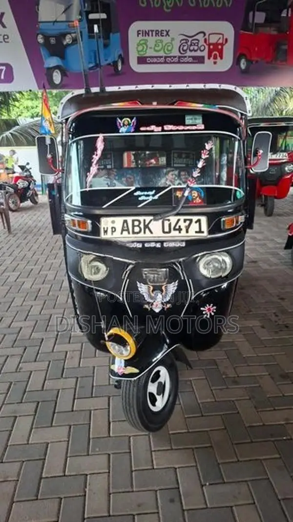 Bajaj RE 4Stroke 2015
