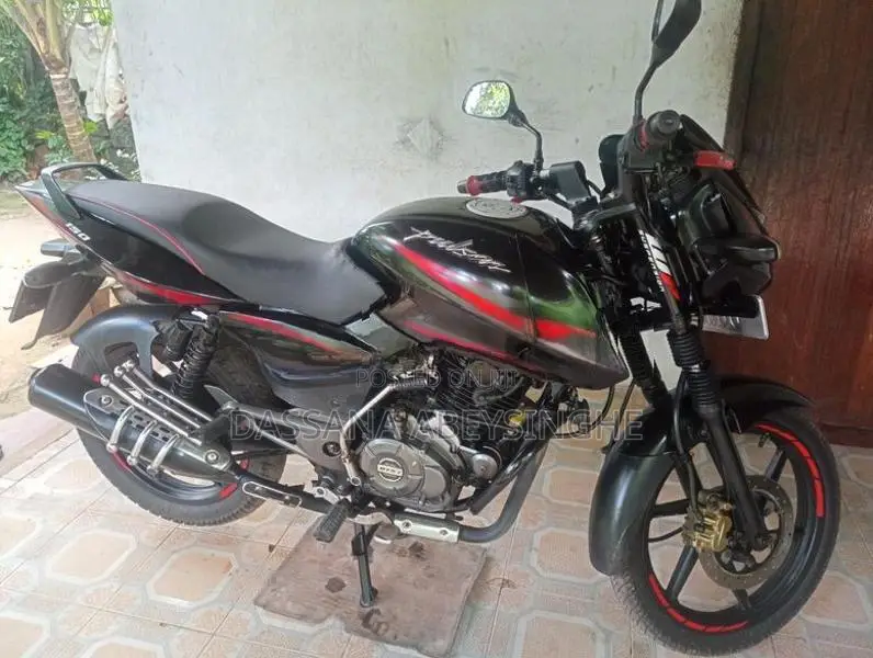 Bajaj Pulsar 150 2018