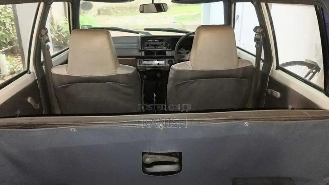 Toyota Corolla DX KE 72 1985