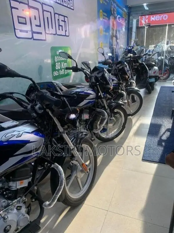 Bajaj CT100 2026