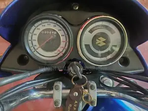 Bajaj Platina 100 ES 2016