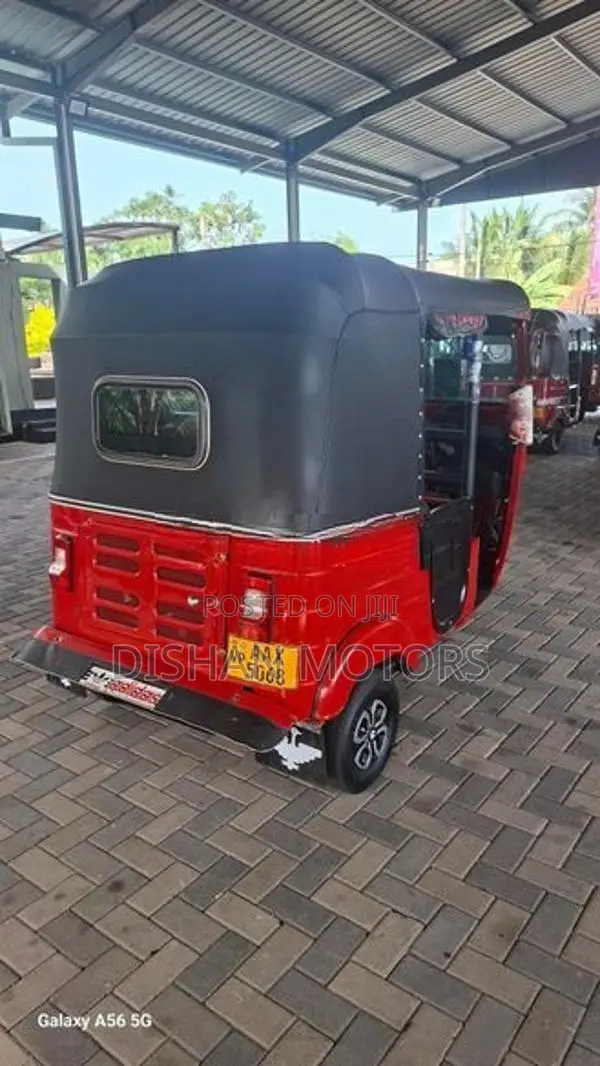 Bajaj RE 4Strok 2015