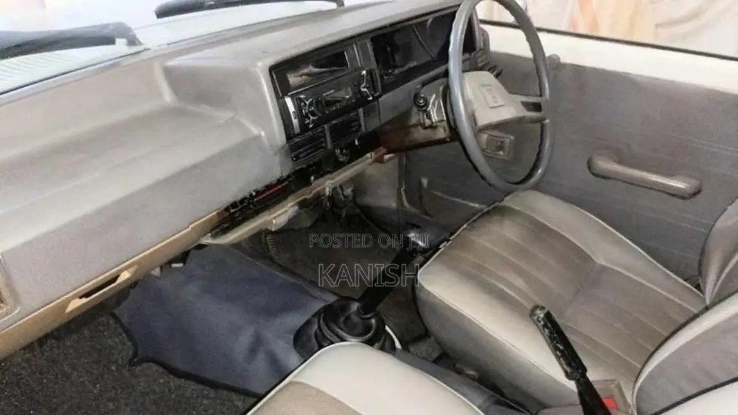 Toyota Corolla DX KE 72 1985