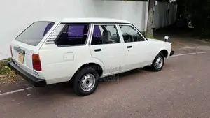 Toyota Corolla DX KE 72 1985