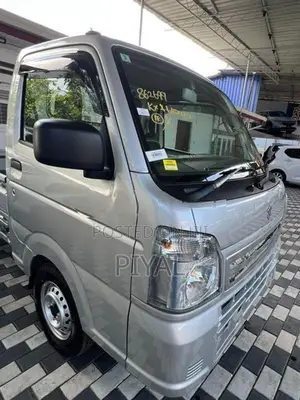 Suzuki Carry 2025