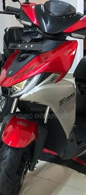 Hero XOOM 125R 2026