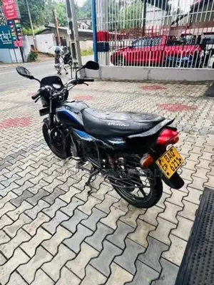 Bajaj Platina 125 2013