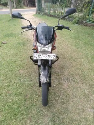 Bajaj Platina 100 2012