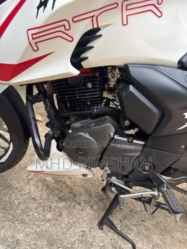 TVS Apache RTR 200 2017