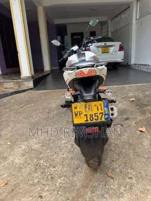 TVS Apache RTR 200 2017