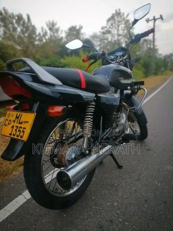 Bajaj CT100 2005