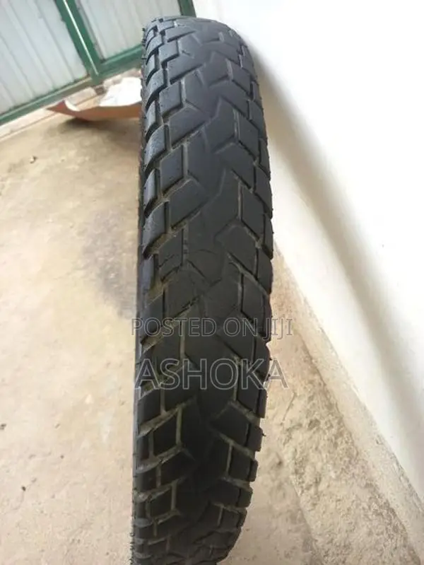 ටයරයක් 300/18