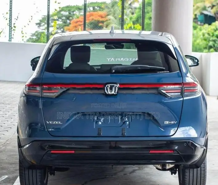 Honda Vezel E:Hev Play 2024