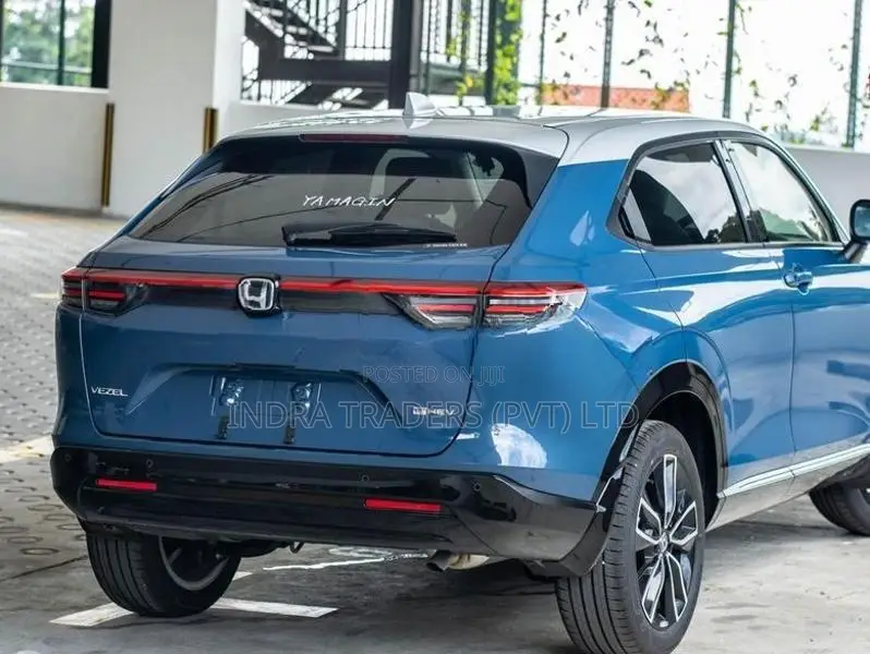 Honda Vezel E:Hev Play 2024