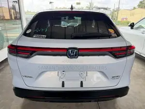 Honda Vezel Z Play 2024