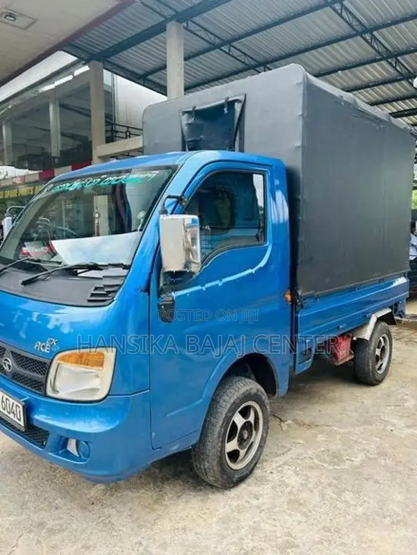 Tata Dimo Batta Lorry 2025
