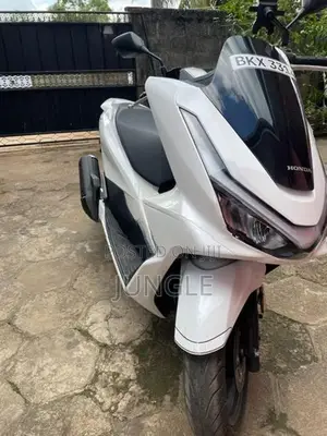 Honda PCX 2025