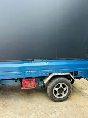 Tata Dimo Batta Lorry 2025