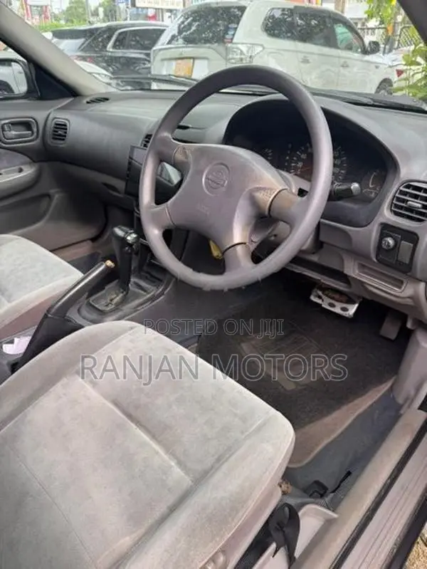 Nissan Sunny FB15 EX Saloon 2000
