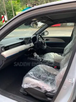 Honda Vezel Z Play Moonroof 2026