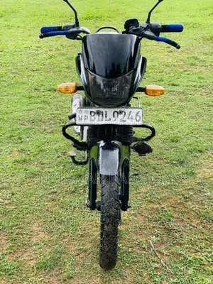 Bajaj Platina 100 2016