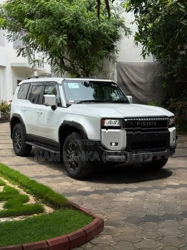 Toyota Land Cruiser LC250 VX Full Spec 2025