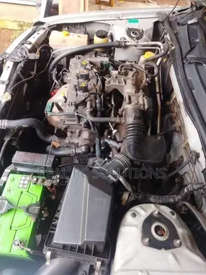 Nissan Sunny Super Saloon 2003