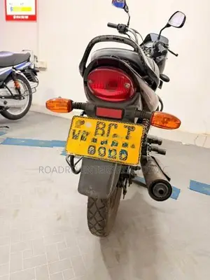 Bajaj Platina 100 2015 2016