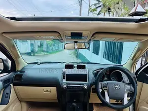 Toyota Land Cruiser Prado 150 2014