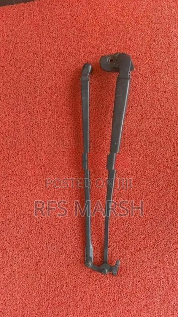 Toyota Vitz Ksp 130 Wiper Arm
