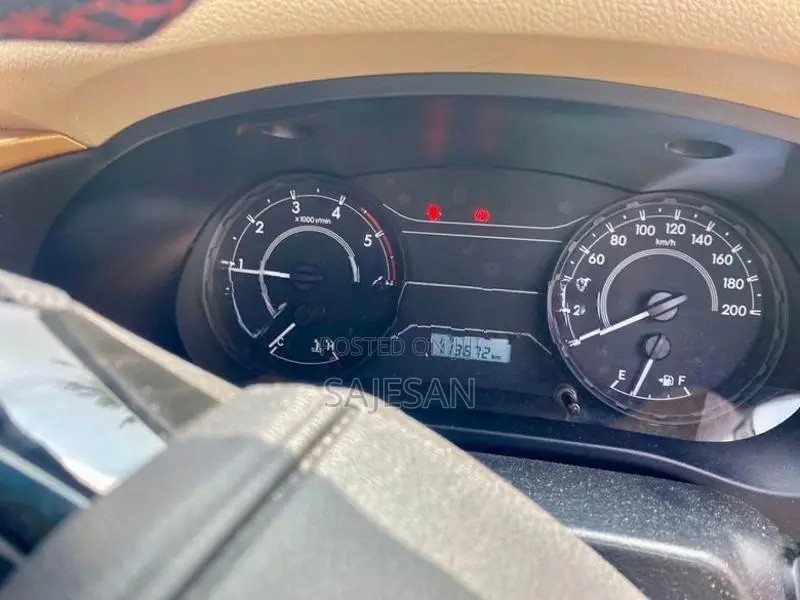 Toyota Hilux Rocco 2016