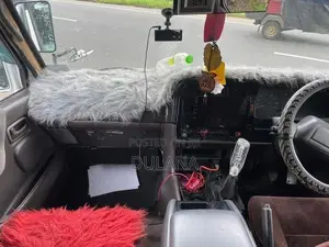 Toyota Hiace A Grade 1993