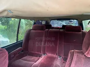 Toyota Hiace A Grade 1993
