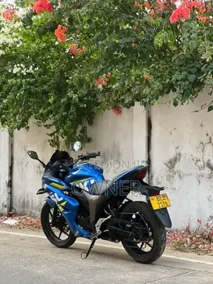 Suzuki Gixxer SF 2016