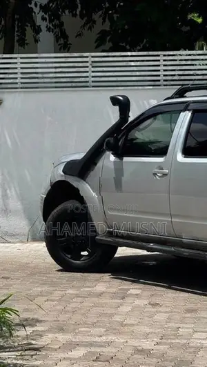 Nissan Navara 2010