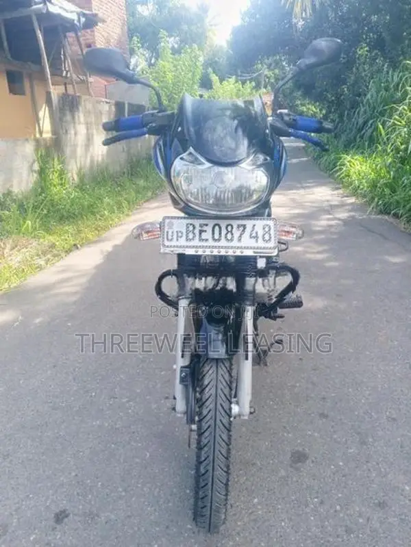 Bajaj Discover 125 2016