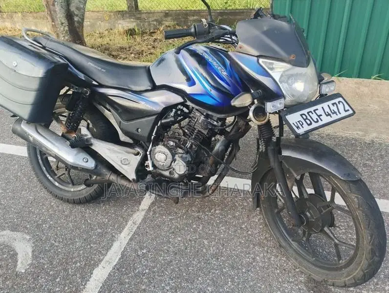 Bajaj Discover discavari100m 2015