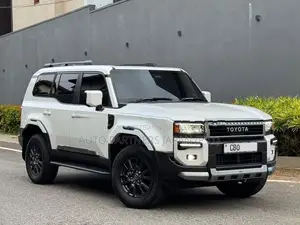 Toyota Land Cruiser Prado 250 VX 2025