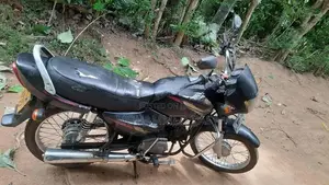 TVS Centra 2004