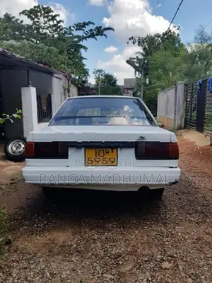 Nissan Sunny 1986