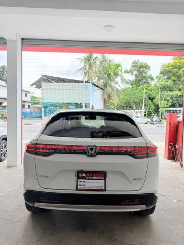 Honda Vezel Z Premium 2025