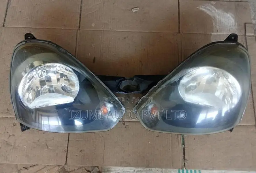 Daihatshu Mira L300 Head Light Set