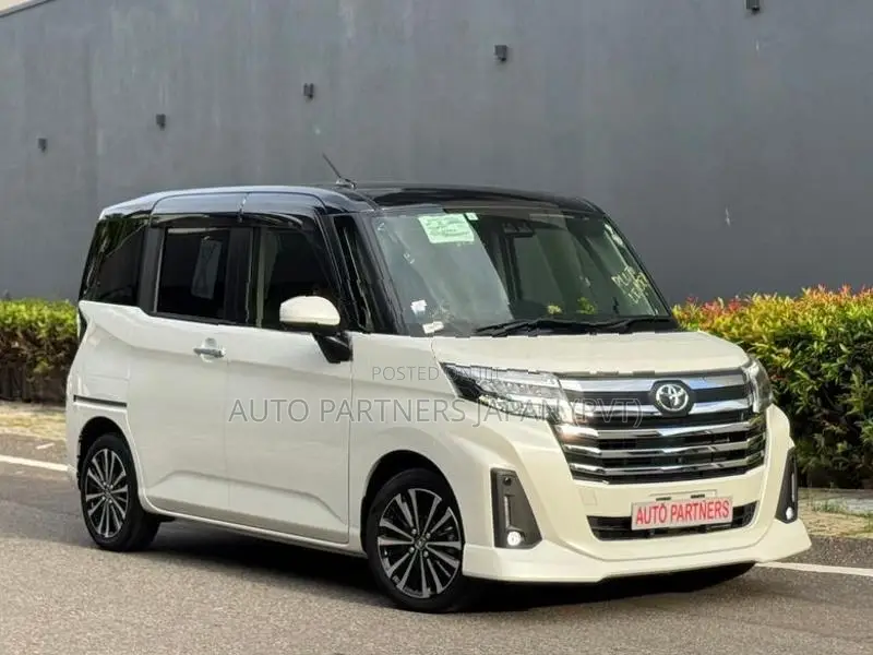 Toyota Roomy Custom GT Turbo 2025