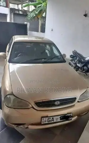 Kia Clarus 2000