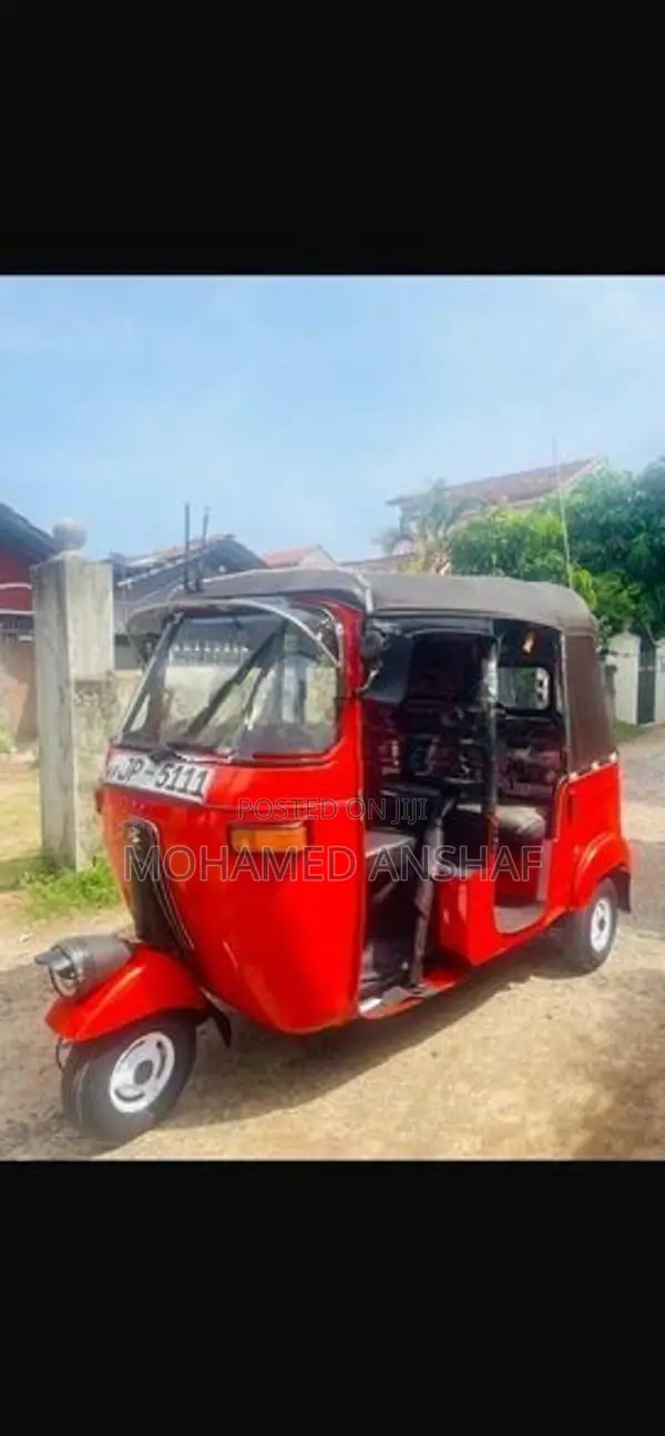 Bajaj RE 2005