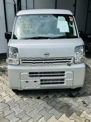 Nissan Clipper 2023